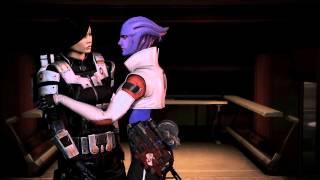 Mass Effect 3 Omega DLC Aria prefers girls FemShepManShep kiss comparison
