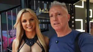 Je rencontre Britney Spears  Bangkok Siam Paragon Siam Square. La Thaïlande vraiment ? 
