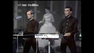 Kraftwerk - Das Model  Na Sowas - ZDF German Television original transmission 29031982