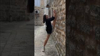 Typical Gymnast  Split Challenge  Lera the gymnast #gymnast #split #flexibility