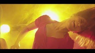 Hiphop Tamizha - Club le Mabbu le Official Music Video
