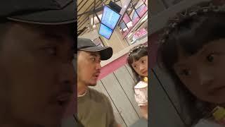 Ketika kemall berdua sama chila