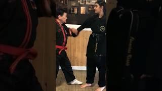 One Step Self DefenseHand Grab #martialarts #capoeira #karate #ytshorts #youtubeshorts #viral