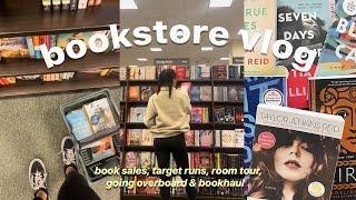 cozy *winter* bookstore vlog  ️  book shopping at barnes & noble and target + HUGE book haul