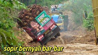 ATRAKSI DI DEPAN MATA AKSI SOPIR +62 BERNYALI BAR-BAR