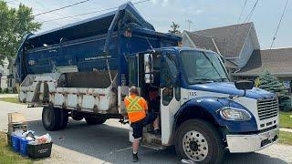 Waste Connections of Canada Freightliner M2 Labrie Top Select Recycle Truck