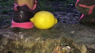 Lemon crush in sneakers