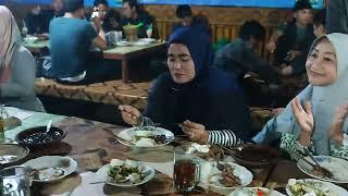 Makan rame di RM sate cijengkol subang #makan