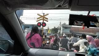 Perintasan kereta api Stasiun sudimara