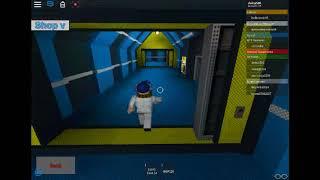 roblox SCP Futuristic - how to glitch in zone 3 with out keycard level 5