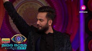 Bigg Boss OTT 2  Elvish Yadav Lifts The Trophy  Grand Finale  Salman Khan  JioCinema