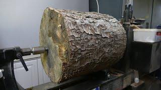 Woodturning - The Monster Pine Log