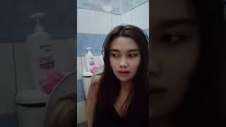 Video cewek pipis sambil kentur