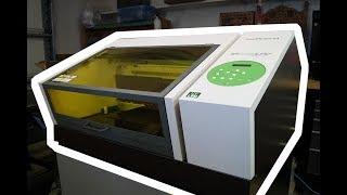What is a UV Flatbed printer? A Quick Look at the Roland LEF-12i