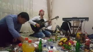 Turkmen gitara taze indi mana soyyan diyme