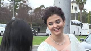 Indian Celebrity Aishwarya Rai greets fans outside Melbourne hotel 12817