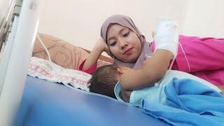 menyusui bayi 8 bulan sambil dipasang infus