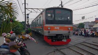 Kumpulan Hunting KRL Commuter Line Di Perlintasan Kereta Api Citayam