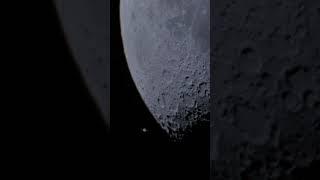 If Saturn was next to the Moon this will be the view from a telescope #saturn #moon