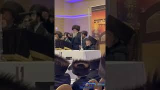 Viznitz Rebbe At the Hisorerus Rachamim Event Right Before Shabbos Bechukosai 5784