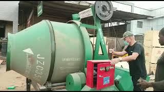 How to operate the concrete mixer  JZC350 cement concrete mixers machine