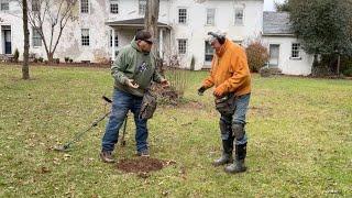 Going Till Dark - Metal Detecting the Final House of the Season and Making It Count