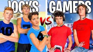 Who CAN TikTok the BEST? jocks vs gamers
