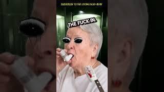 GRANNY MOTIVATES OTHER PATIENTS #foryou #outlastshorts #gaming #streamer #funny