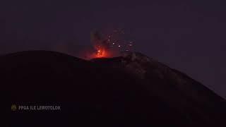 Erupsi  Ga. Ile Lewotolok Lembata NTT  03 Oktober 2021