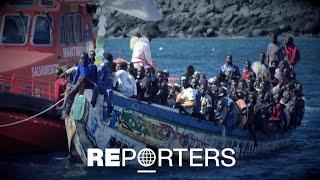 Spain’s Canary Islands overwhelmed by migrant arrivals • FRANCE 24 English