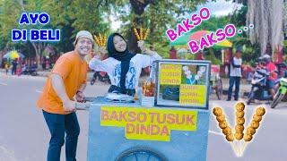 DINDA JUALAN BAKSO TUSUK