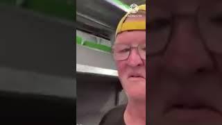 WALMART KAREN MAKES FUN OF CUSTOMER #shorts  #fyp  #karen  #walmart #karens