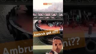 Detik detik kapal terjang jembatan  #kapalbesar #news #kapalberlabuh #bridge #kapal #tebaktebakan