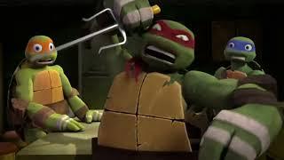 TMNT Raph is Scared of Cockroaches