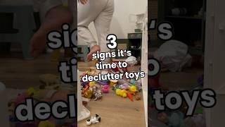 Signs it’s time to declutter toys #declutteringtips #toydeclutter #decluttertoys #tidyhome