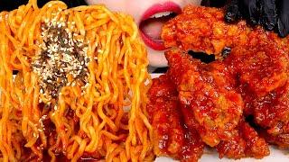 ASMR SPICY FRIED CHICKEN SPICY FIRE NOODLES 불닭볶음면 양념치킨 먹방 MUKBANG EATING SOUNDS 咀嚼音  ZOEY ASMR