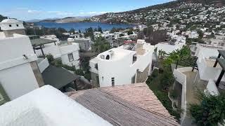 Bodrum Satılık Villa Gündoğan Küçükbük Denize Yakın Manzaralı Müstakil Site İçinde Ortak Havuzlu