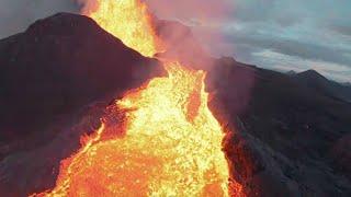 Vulkan in Island Drohne stürzt in Lavastrom