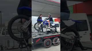 Beginner wheelie on YZ250  WHEELIE MACHINE AUSTRALIA