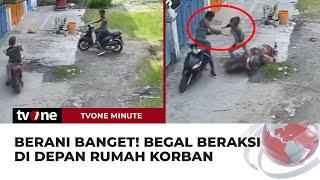 Terekam CCTV Seorang Wanita Dibegal di Depan Rumahnya Sendiri  tvOne Minute