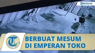 Viral Video Pemotor Mesum Raba Tubuh Wanita Gelandangan di Emperan Toko Aksinya Terekam CCTV