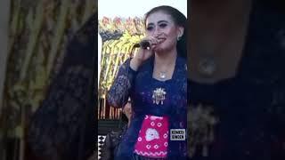 Sinden ngapak cantik bersuara bening Lian sindu bowo Asmorondono - Gubuk asmoro