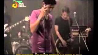 Ungu - Dia Atau Diriku Karaoke Original Clip Live