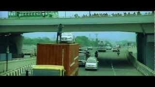 Indian Terminator doing the Matrix car chase