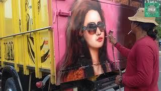 VIRALrequest bang supir lukis airbrush di pintu truk   kecantikan mu membuat aku semangat kerja 