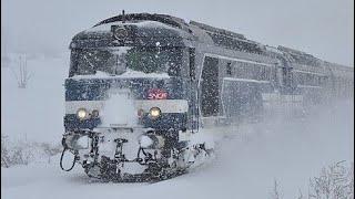 L UN DES PLUS BEAU TRAIN DEUROPE POUR UN MAGNIFIQUE VOYAGE FERROVIAIRE ENNEIGÉ A TRAVERS LES ALPES