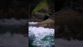 Ocean Waves Crashing on the Oregon Coast  #nature #oceansounds  #pacific #oregon #relaxing #shorts