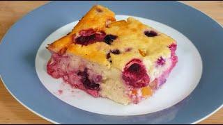Quark casserole with fruit Low in fat and high in protein