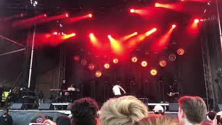 joji - slow dancing in the dark acoustic  live in montréal osheaga 2019 08022019