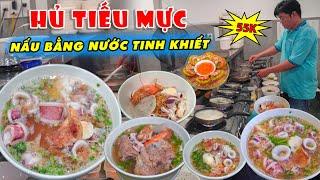 Ăn Hủ Tiếu Mực Siêu Ngon Giá 55k Độc Đáo Cách Nấu Nước Dùng Có Một Không Hai ở Sài Gòn